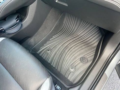 Used 2025 Buick Envision Sport Touring AWD/4WD image 18