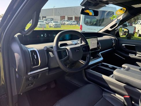 New 2026 Ford Expedition Max Platinum w/ Stealth Appearance Package AWD/4WD image 31