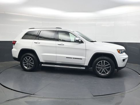 Used 2021 Jeep Grand Cherokee Limited AWD/4WD image 4