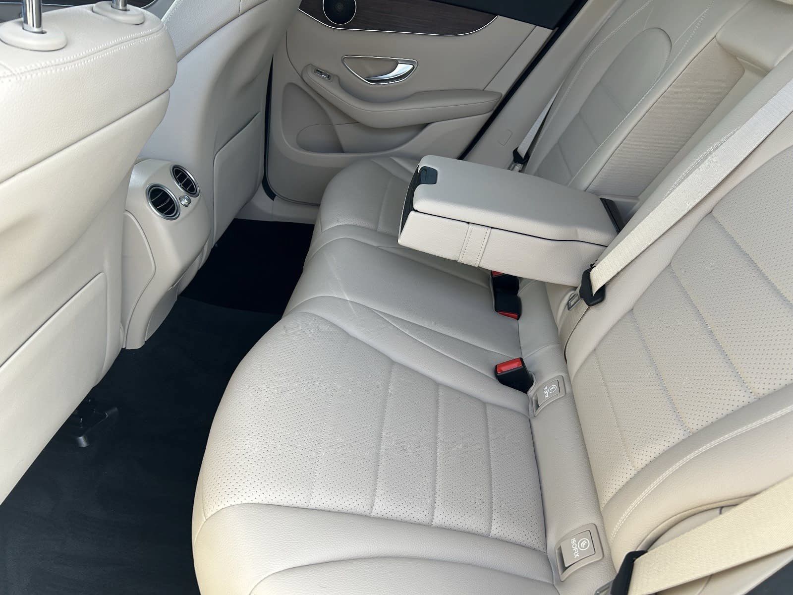 Used 2021 Mercedes-Benz GLC 300 image 21