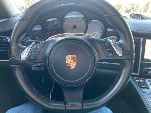 Used 2014 Porsche Panamera 4S image 22