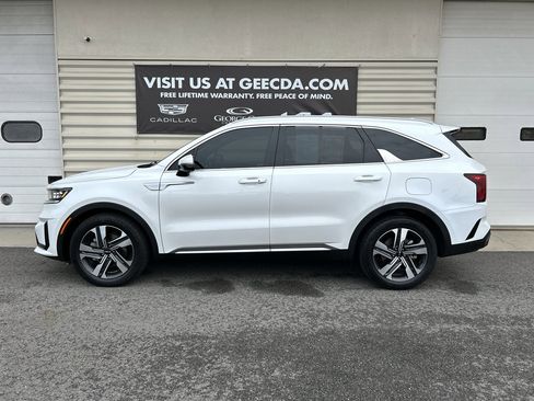 Used 2022 Kia Sorento SX Prestige w/ Panoramic Sunroof Package image 7
