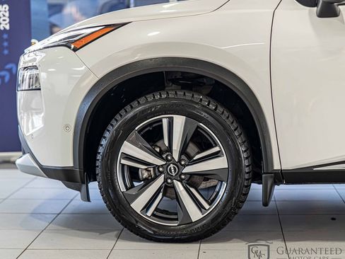 Used 2022 Nissan Rogue Platinum w/ Head-Up Display Package image 7