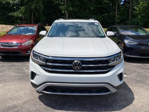 Used 2023 Volkswagen Atlas SE w/ Panoramic Sunroof Package AWD/4WD image 2