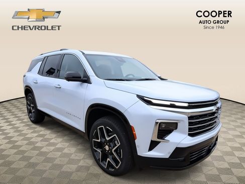 New 2026 Chevrolet Traverse High Country FWD image 1