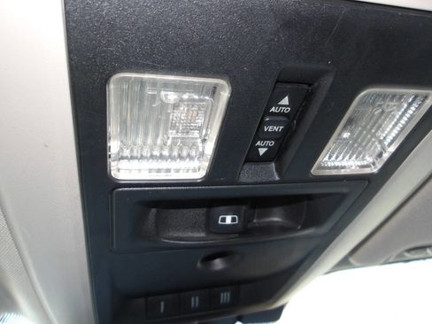 Used 2014 RAM 1500 Limited image 16