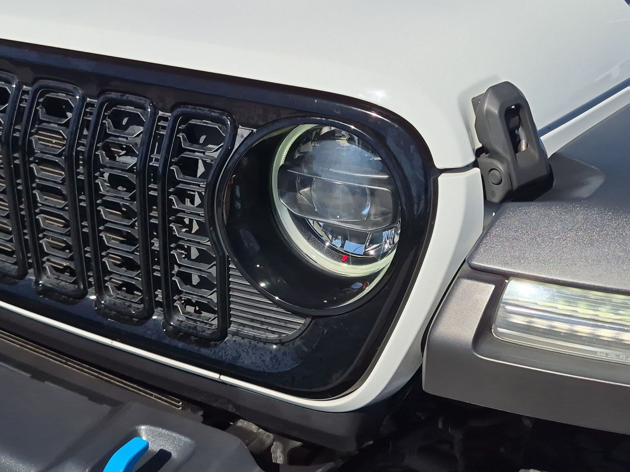 Used 2024 Jeep Wrangler Unlimited AWD/4WD image 10