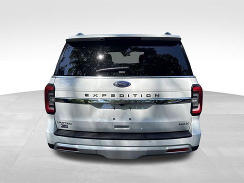 Used 2024 Ford Expedition Max Limited RWD image 4