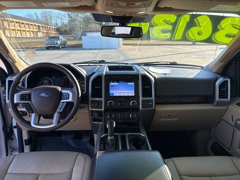 Used 2019 Ford F150 Lariat w/ Equipment Group 502A Luxury image 13