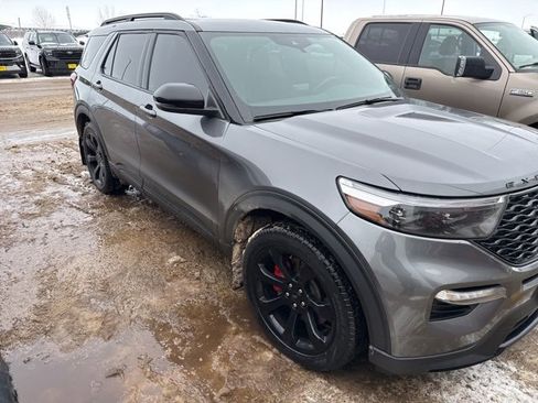 Used 2023 Ford Explorer ST w/ Equipment Group 401A image 16