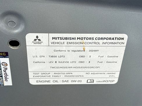 Used 2024 Mitsubishi Outlander FWD image 39