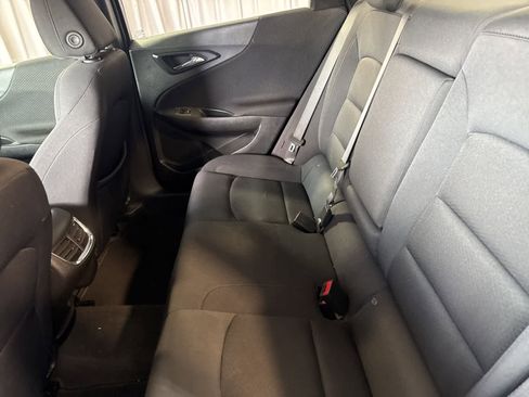 Used 2025 Chevrolet Malibu LT image 17