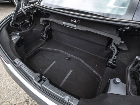 Used 2017 Mercedes-Benz SLC 300 image 30