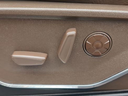 Used 2025 Ford F350 King Ranch w/ Chrome Package image 30