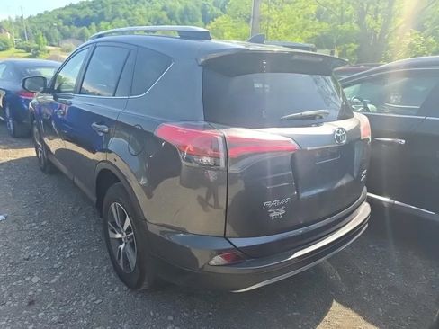 Used 2017 Toyota RAV4 XLE w/ All Weather Liner Package AWD/4WD image 4