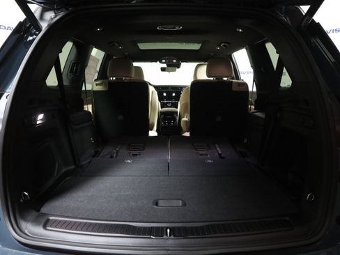 New 2026 Jeep Grand Cherokee L Limited AWD/4WD image 9