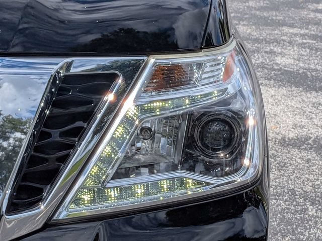 Used 2020 Nissan Armada Platinum w/ Captain's Chairs Package RWD image 9