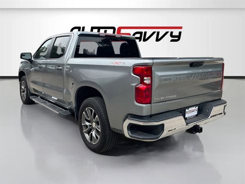 Used 2024 Chevrolet Silverado 1500 LT w/ Protection Package image 5