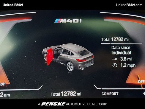Used 2025 BMW X4 M40i w/ Premium Package image 7