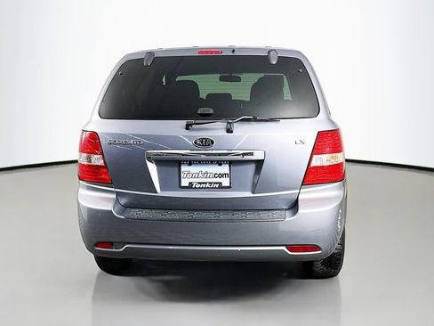 Used 2008 Kia Sorento 2WD image 7