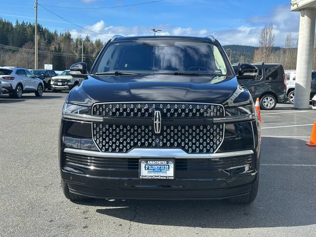 Used 2025 Lincoln Navigator L Reserve AWD/4WD image 7
