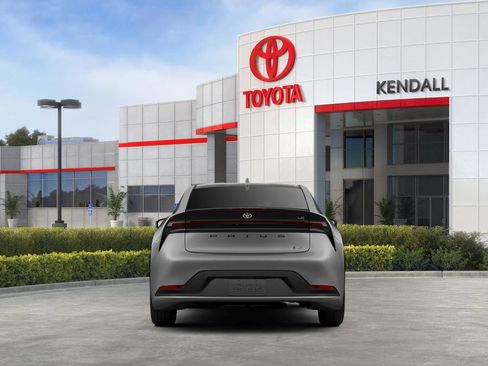 New 2026 Toyota Prius LE image 8