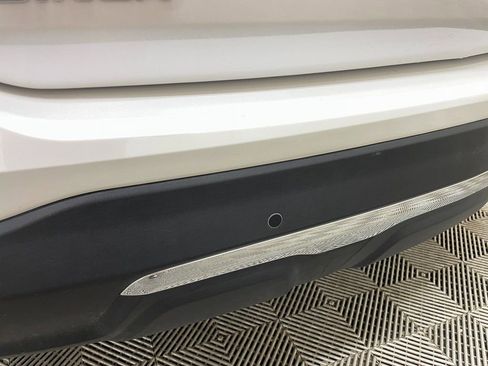 Certified 2024 Chevrolet Equinox Premier image 16