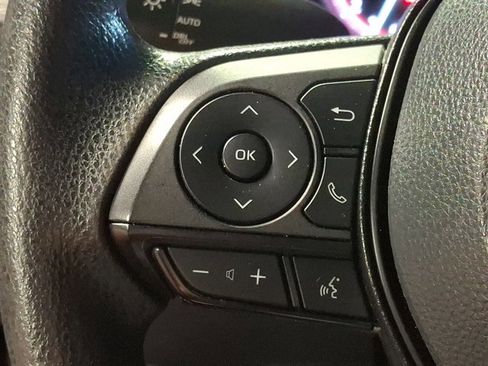 Used 2023 Toyota RAV4 XLE AWD/4WD image 21