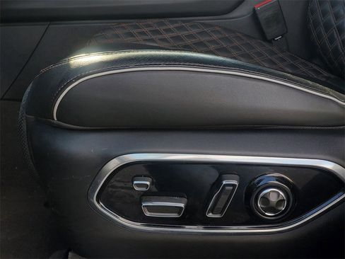 Used 2022 Jeep Grand Cherokee Summit image 14