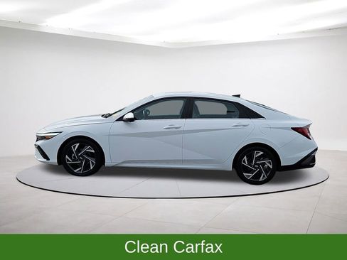 Used 2024 Hyundai Elantra Limited FWD image 4