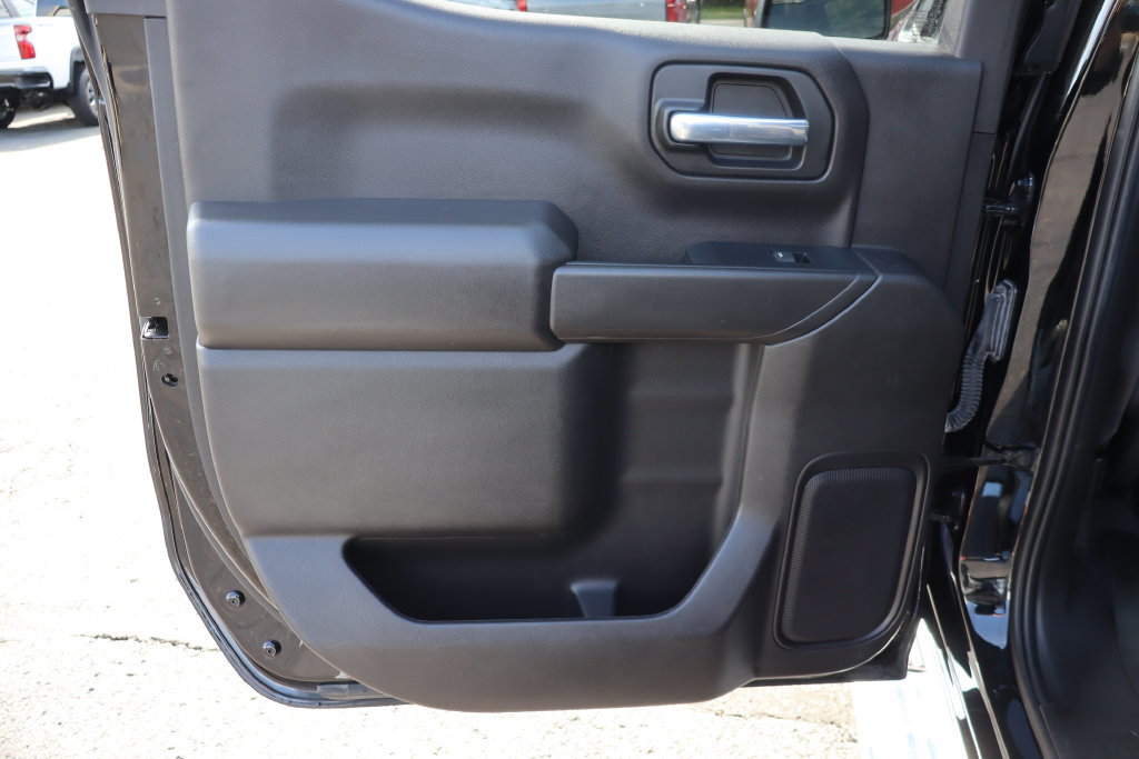 Used 2022 Chevrolet Silverado 1500 Custom w/ Safety Confidence Package AWD/4WD image 20