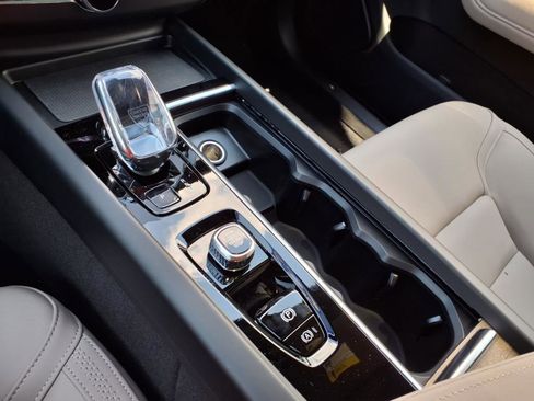 New 2026 Volvo XC60 B5 Plus w/ Protection Package Premier image 14