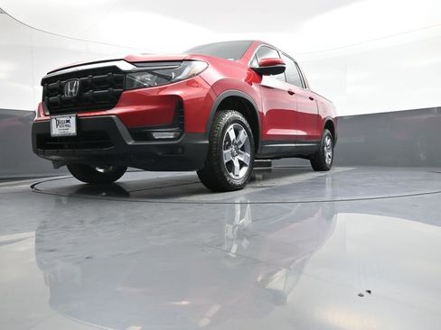 Certified 2025 Honda Ridgeline RTL image 25