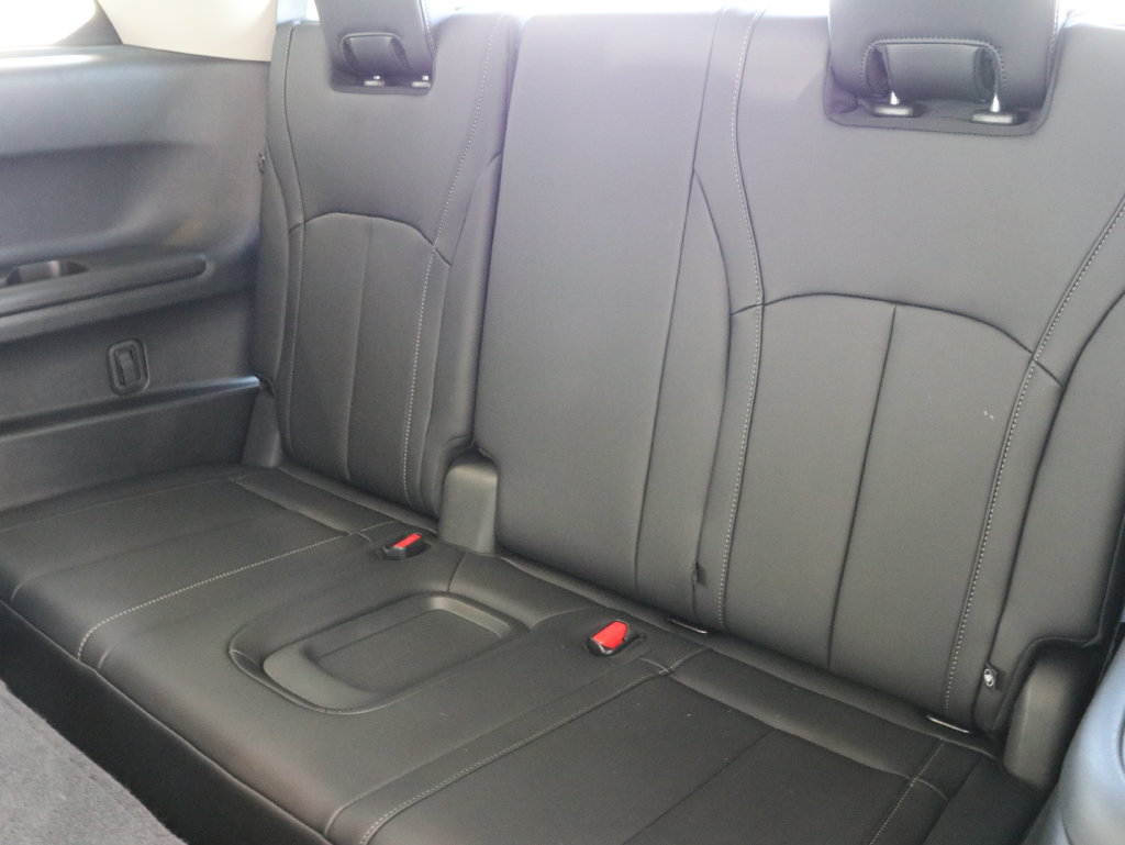Certified 2026 INFINITI QX60 Luxe w/ Cargo Package AWD/4WD image 29