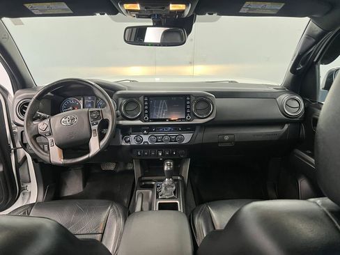 Used 2021 Toyota Tacoma TRD Off-Road w/ TRD Premium Off Road Package image 14