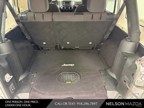 Used 2017 Jeep Wrangler Unlimited Sport w/ Quick Order Package 24S AWD/4WD image 34