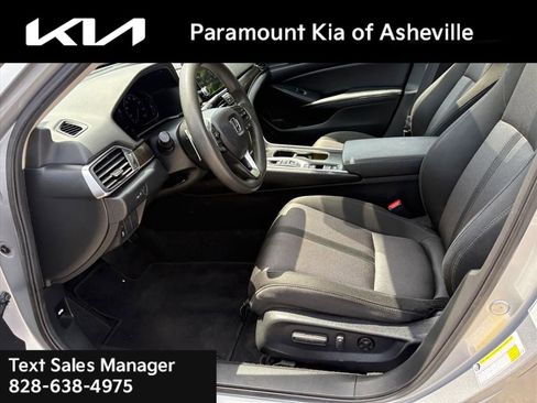 Used 2021 Honda Accord EX image 17