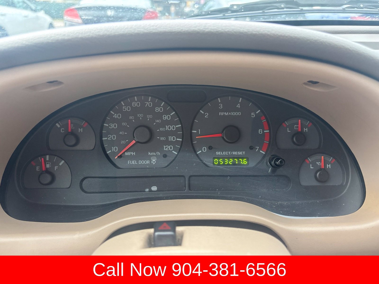 Used 2002 Ford Mustang Convertible RWD image 18