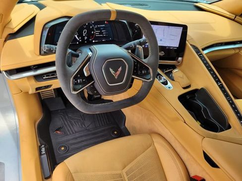 Used 2021 Chevrolet Corvette Stingray Premium Cpe w/ Z51 Performance Package RWD image 13