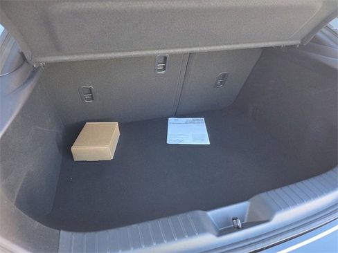 Certified 2025 MAZDA MAZDA3 s Sport image 11