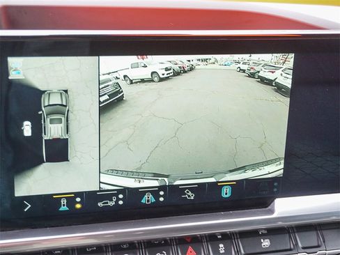 Used 2022 GMC Sierra 1500 Elevation w/ Elevation Premium Package image 23