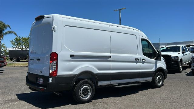 New 2026 Ford Transit 250 148 Medium Roof RWD image 3