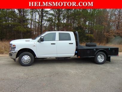 Used 2025 RAM 3500 Tradesman w/ Chrome Appearance Group