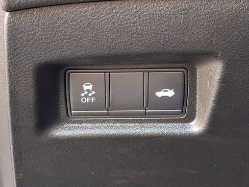 Used 2019 INFINITI Q50 Luxe w/ Essential Package (3.0T Luxe) image 26