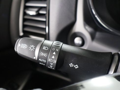 New 2026 Mitsubishi Outlander Sport SE AWD/4WD image 38