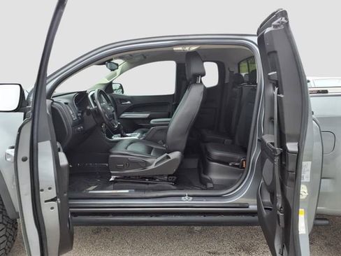 Used 2021 Chevrolet Colorado ZR2 image 9