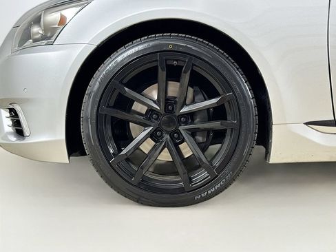 Used 2014 Lexus LS 460 w/ Comfort Package RWD image 27