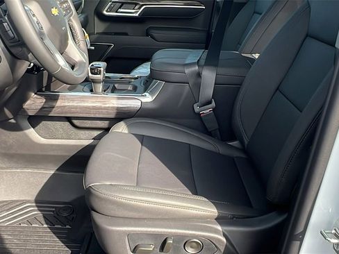 New 2026 Chevrolet Silverado 1500 LTZ w/ LTZ Premium Package image 14