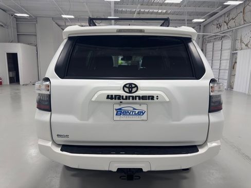 Used 2022 Toyota 4Runner Trail Special Edition image 9