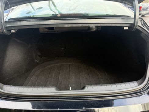 Used 2024 Hyundai Elantra Limited image 11